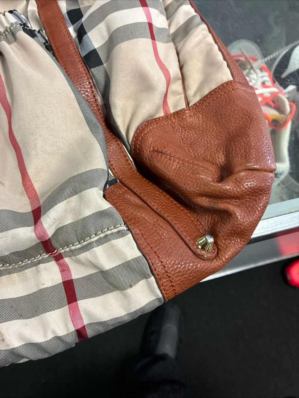 Burberry stylish beige